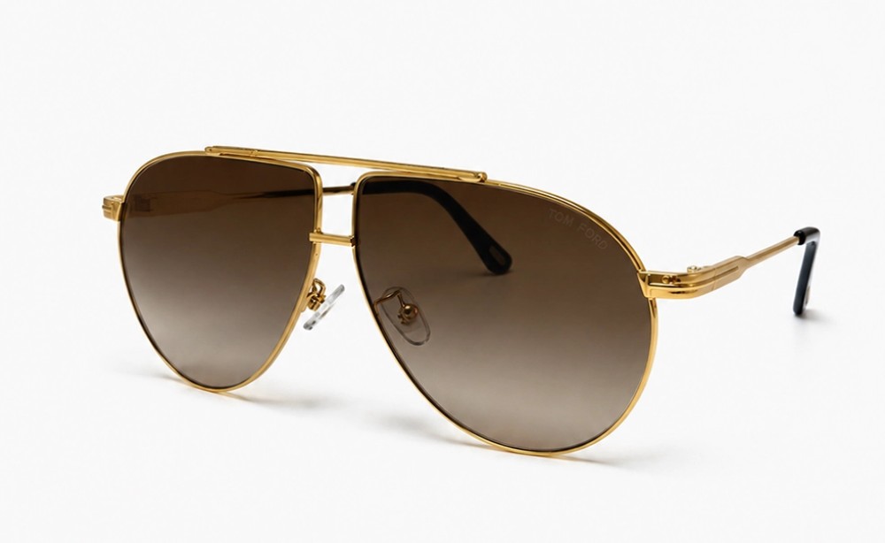 Tom Ford FT0825 RILEY-02 - 28B - 61 Sonnenbrillen Gold Pilot (Aviator)